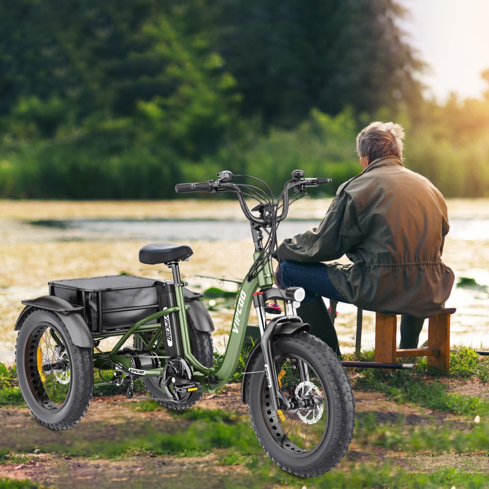 Senioři užívají VIPCOO-ET1 v přírodě