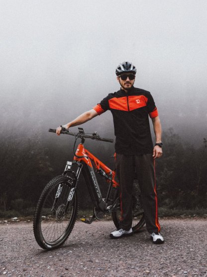 Celoodpružené horské elektrokolo Duotts E29