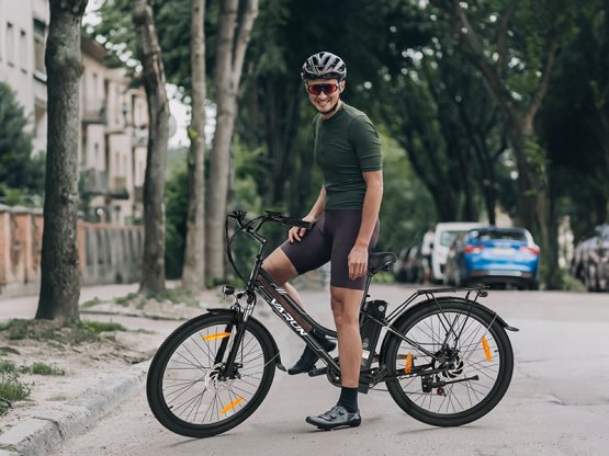 Stylové městské elektrokolo VARUN C26