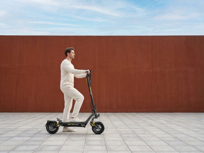 Městská elektrická koloběžka OOTD T08