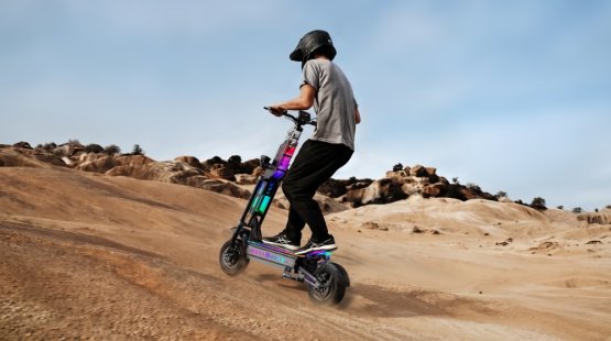 Terénní elektrická koloběžka APEFOX T90 Ultra