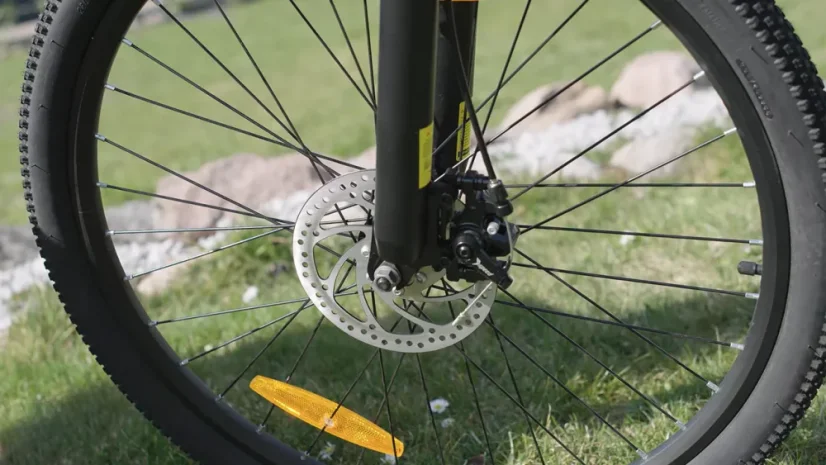 Výkonné horské elektrokolo Varun M26-2 - Barva: Červená