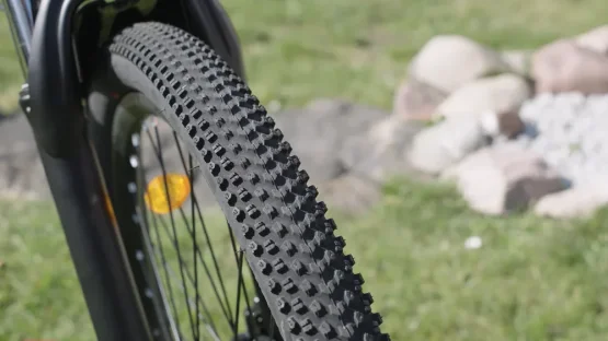 Výkonné horské elektrokolo Varun M26-2