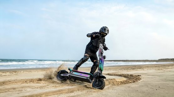Terénní elektrická koloběžka APEFOX T90 Ultra