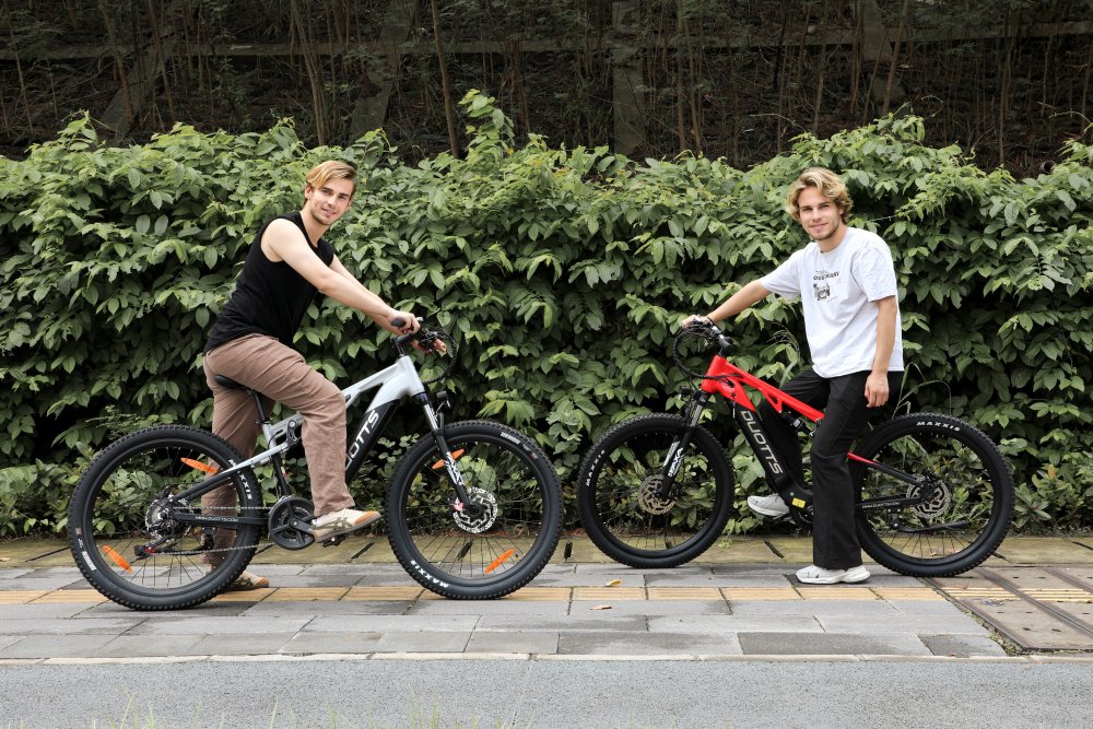 Duotts E29: Výkonný horský e-bike s plným odpružením